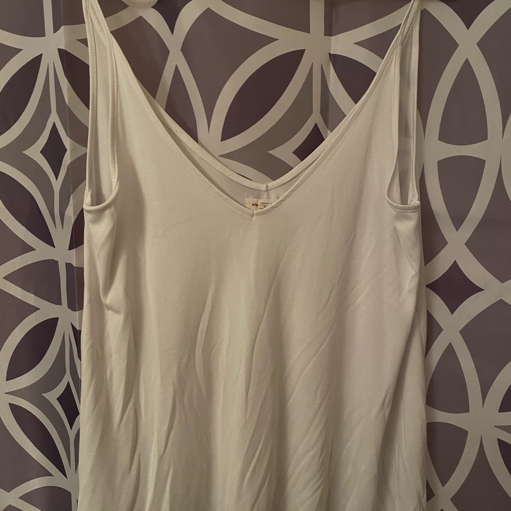 White flow tank top